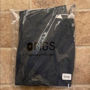 NWT Figs Dark Harbor Zamora Jogger - Medium